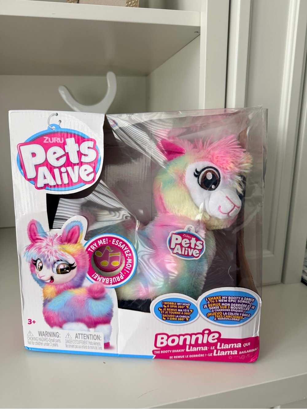 ZURU PETS ALIVE Rainbow Boppi The Booty Shakin Llama Battery-Power Dancing Toy - Picture 10 of 10